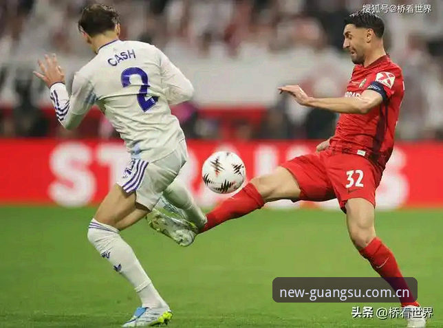 看维拉3-0大胜弗赖堡，3个关键细节带你读懂这场欧联杯决赛